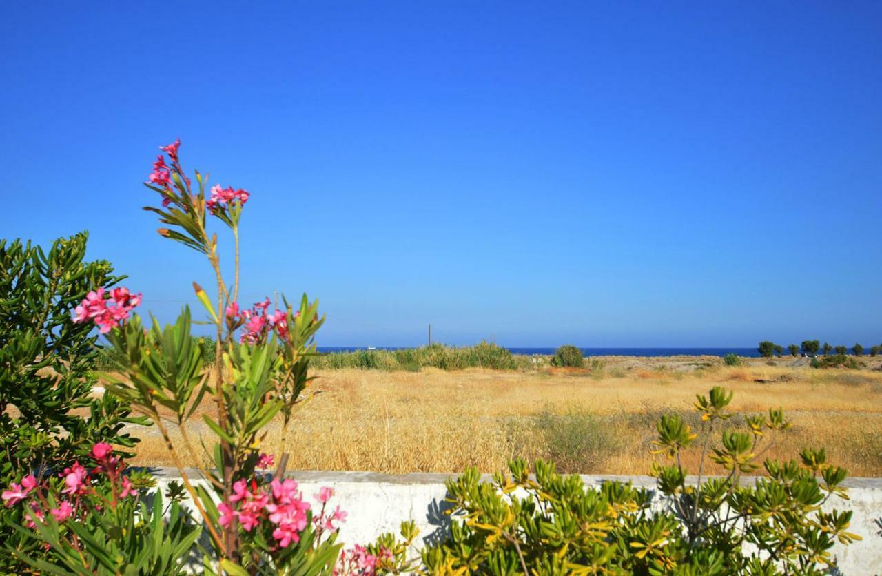 S-Eva Resort Kolýmbia Eksteriør bilde